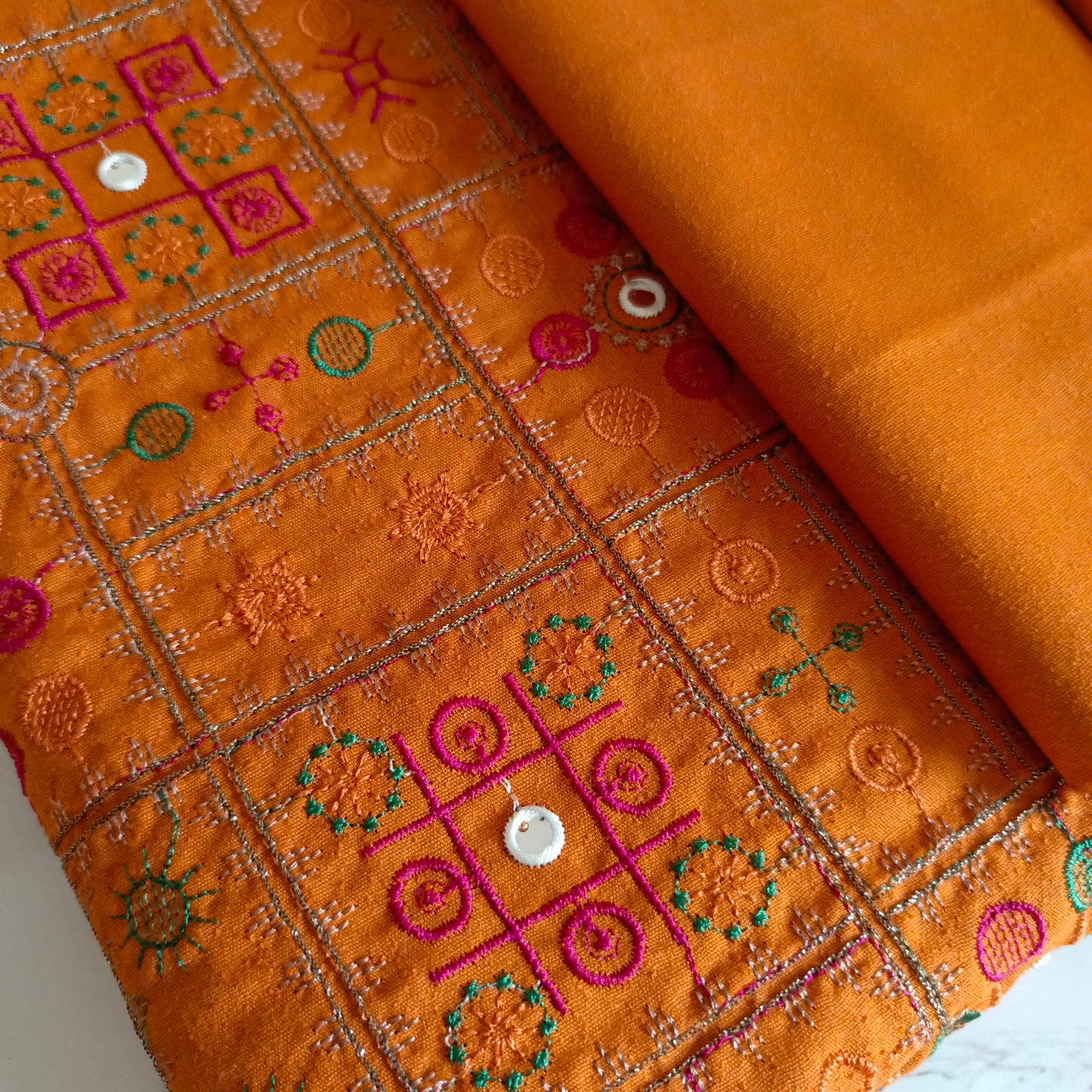 Embroidered Karandi 3-Piece Suit with Chiffon Dupatta