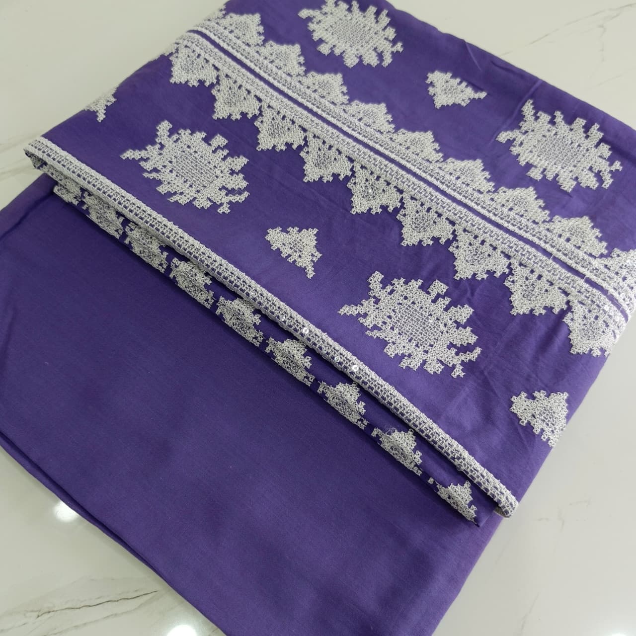 Breeze Lawn Embroidered 2 Piece