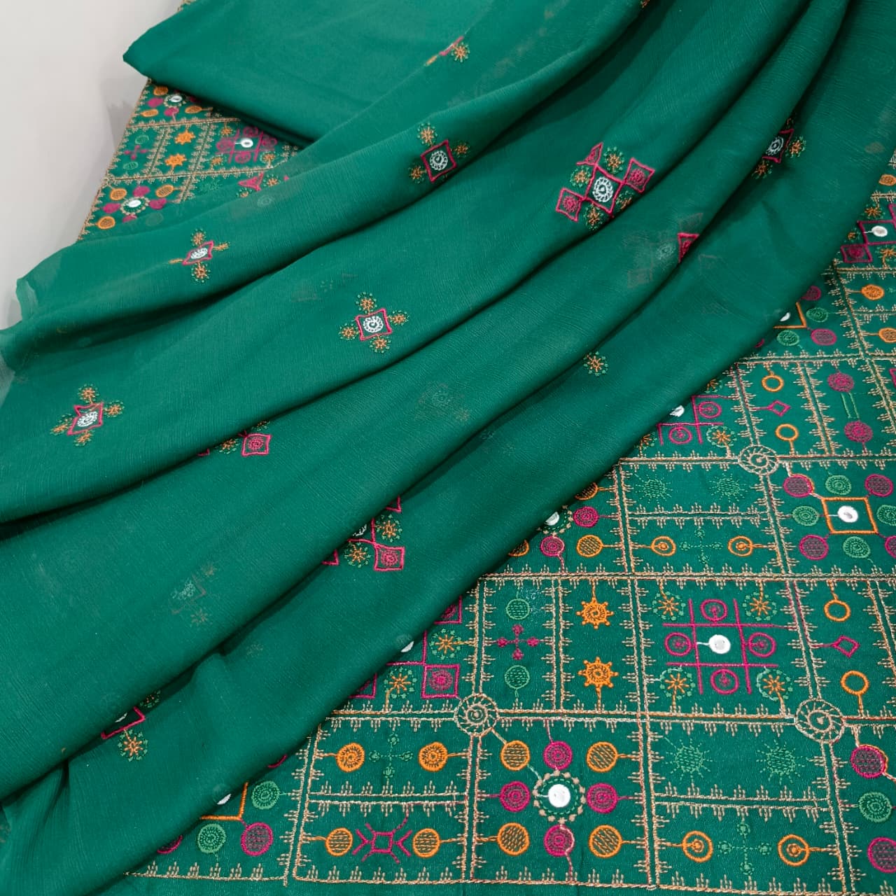 Embroidered Karandi 3-Piece Suit with Chiffon Dupatta