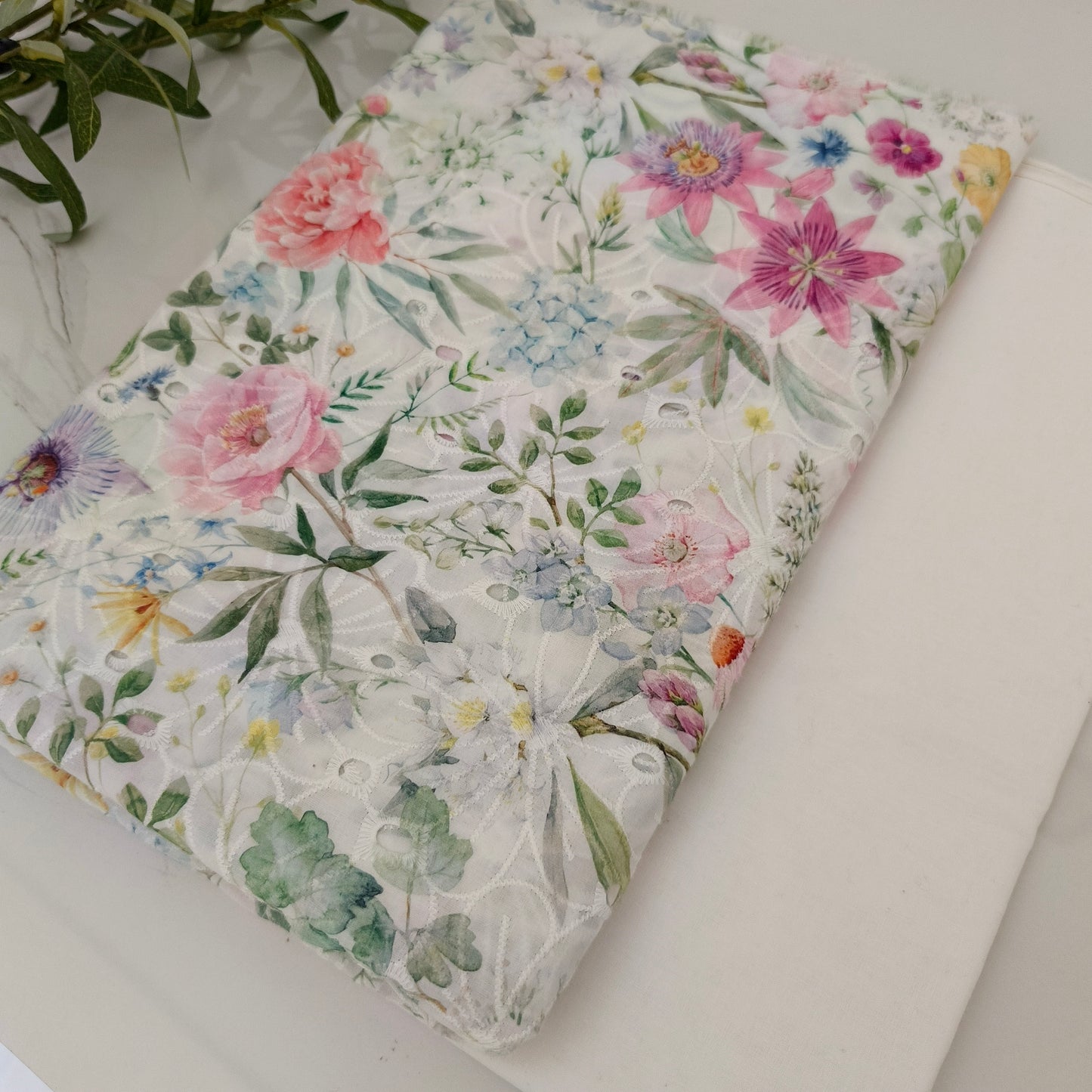 Imported Chicken Kari Lawn Shirt with Plain Trouser (White Multi Floral)