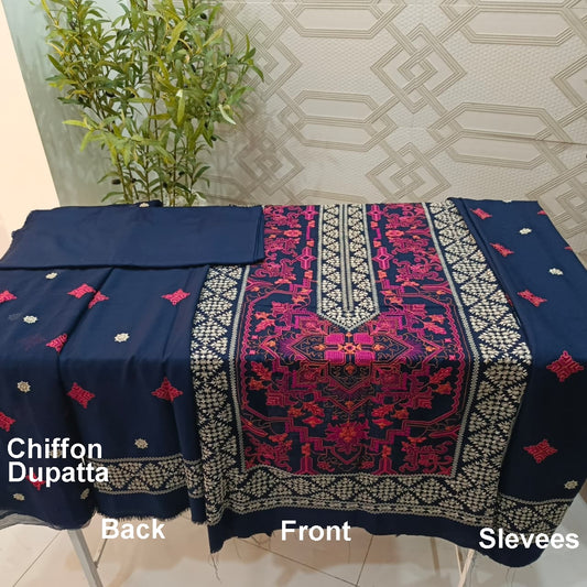 Embroidered Karandi 3-Piece Suit with Chiffon Dupatta – Winter Collection
