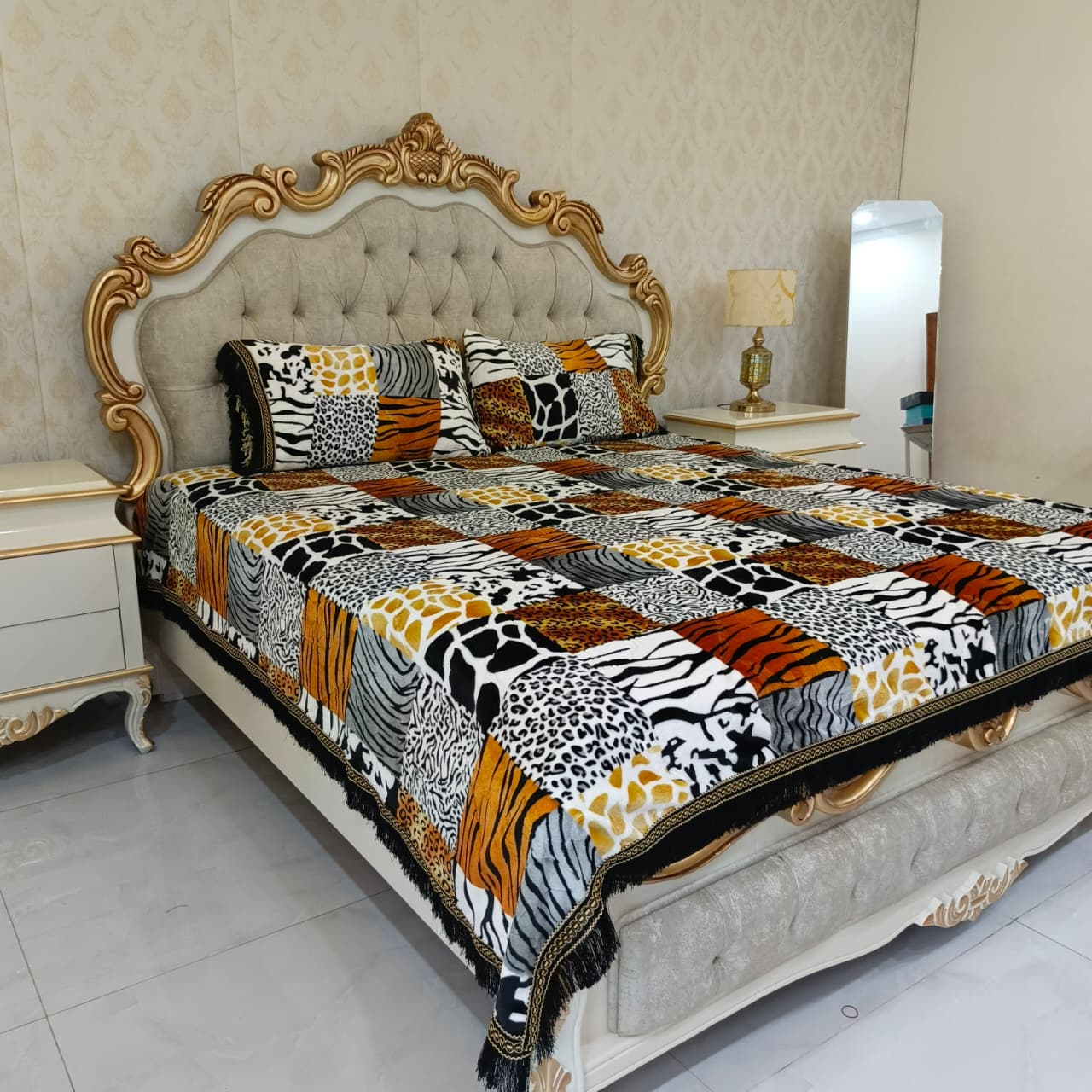 Winter King Size Bedsheet Set with 2 Pillow Covers - Multiple