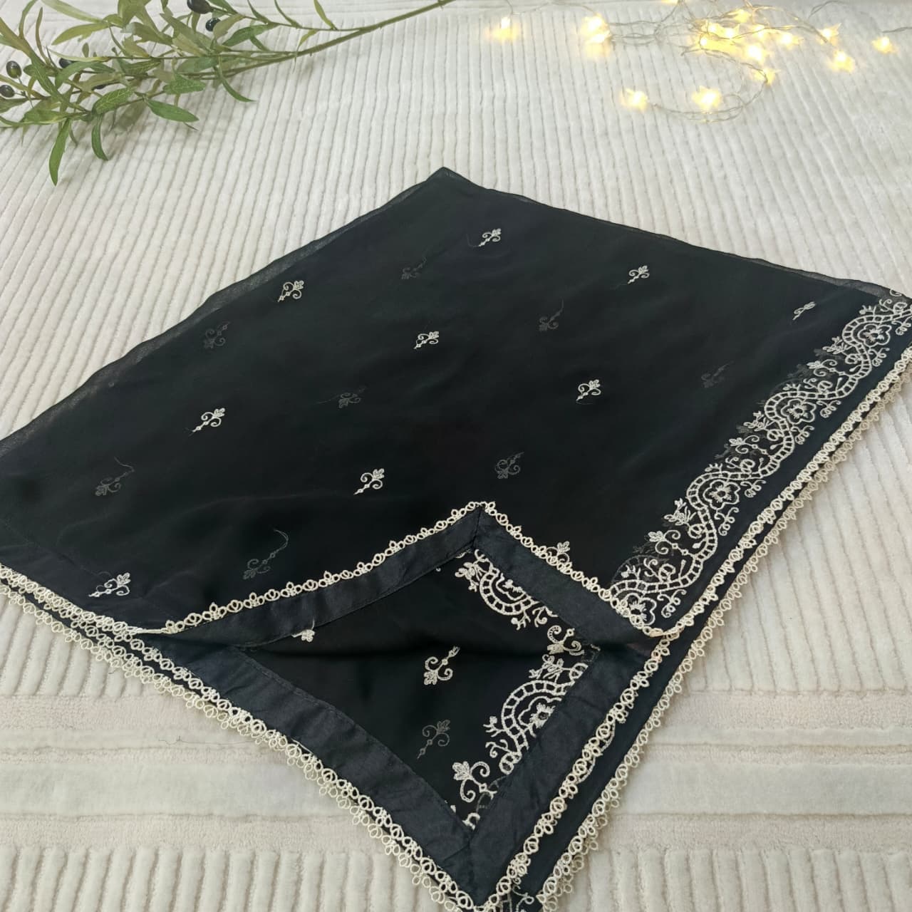 Zar - Raat Ki Rani Premium Embroidered 3 Piece Suit | Luxury Wedding & Festive Wear Pakistan
