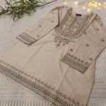 Zar - Sunehre Khwaab Premium Embroidered 3 Piece Suit | Luxury Wedding & Festive Wear Pakistan - Image 4