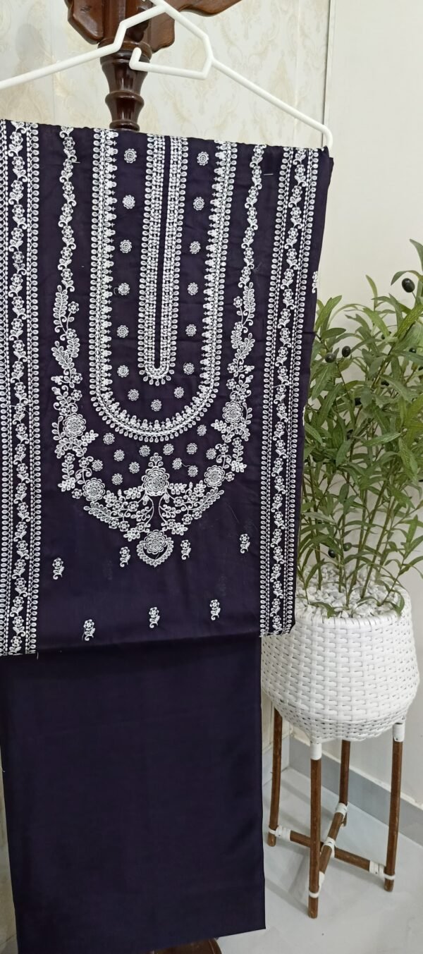 Breeze Lawn Embroidered 2 Piece - Image 2